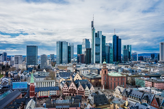 frankfurt-4945405_640